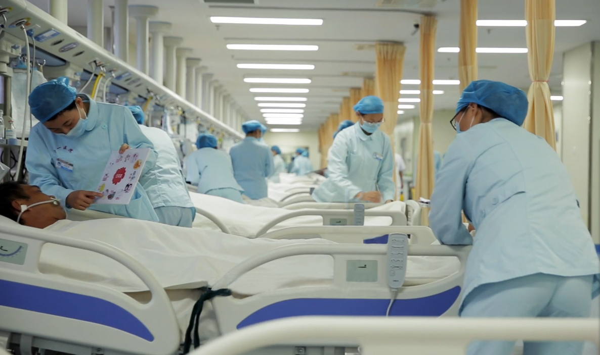 【湖北日报】生死时速!多科协作成功抢救一名大出血患者 【湖北日报】生死时速!多科协作成功抢救一名大出血患者