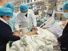 【医院动态】薪火相承 以“老带新 传帮带”助力护理质控再提升