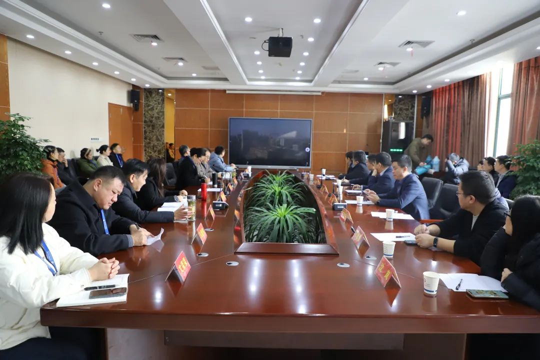 【医院动态】武汉大学人民医院来院交流调研