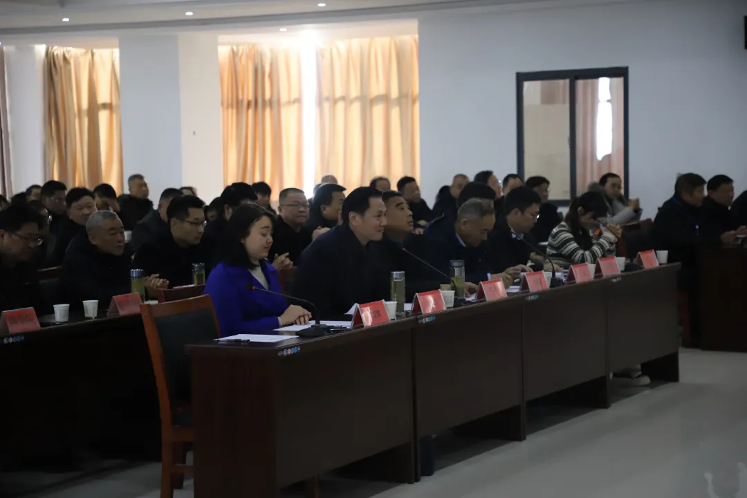 【医院动态】呼吸与危重症医学科：顺利召开枣阳市“323攻坚行动”慢性呼吸系统疾病防治工作暨慢阻肺防治站建设现场推进会