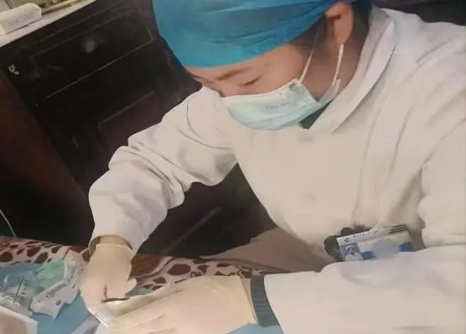 【医院动态】烧伤整形医学美容皮肤科：延伸护理我在岗