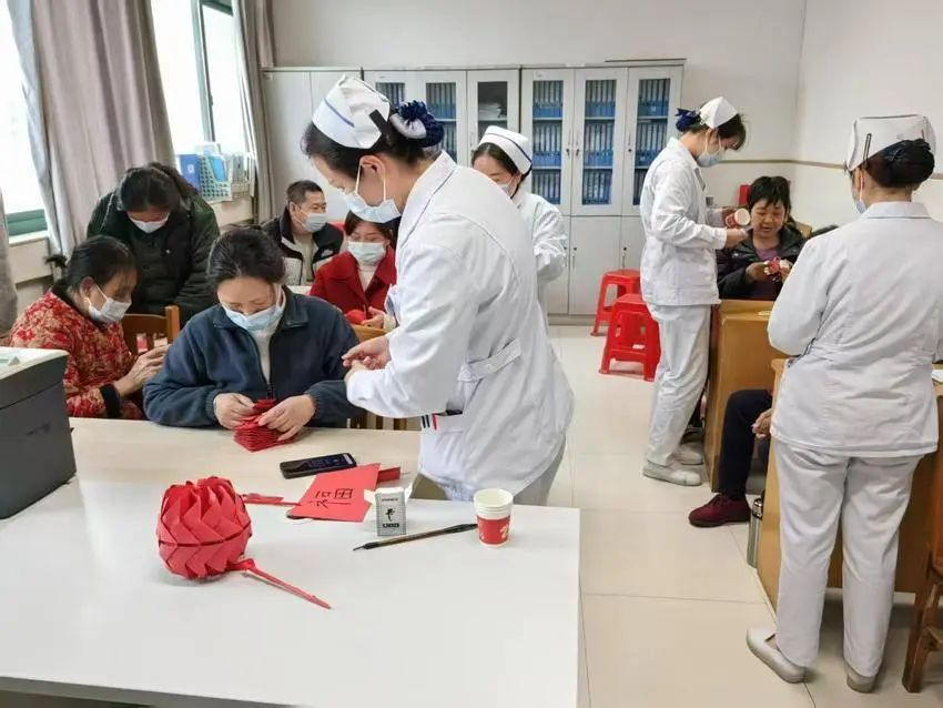 【医院动态】医患共庆元宵 温情活动暖病房
